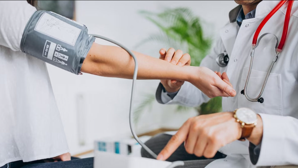 Hypertension: Signs, Symptoms, and Early Detection